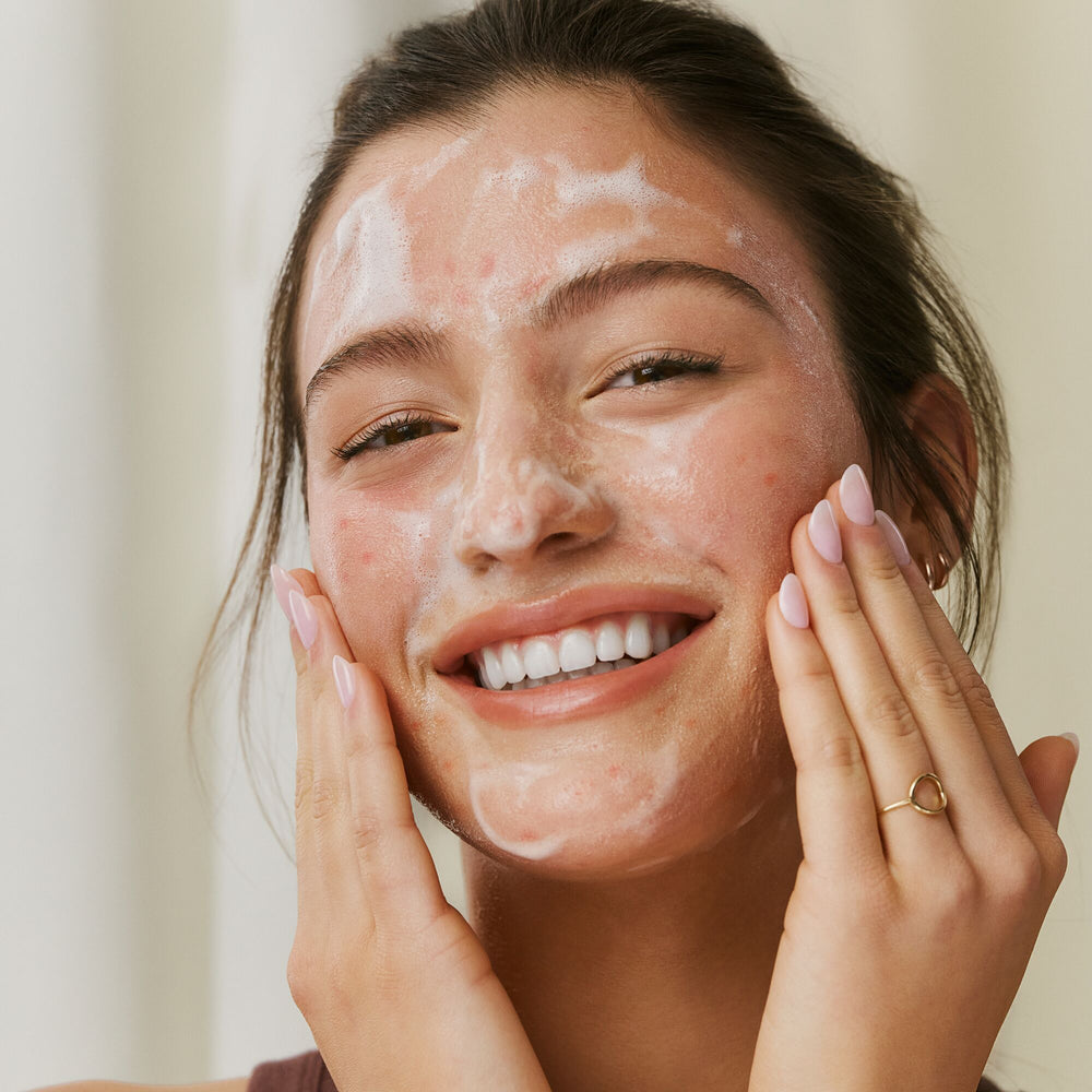 Clari-T Purifying Cleansing Gel with 1% Salicylic Acid + PCA